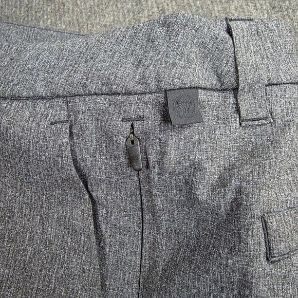 Lululemon Commission Mens Size 34 Short Stretch Heathered Grey Warpstreme Fabric - Picture 2 of 7